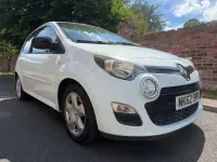 Used Renault Twingo Dynamique 75 HP (55 kW) 2012 White Hatchback