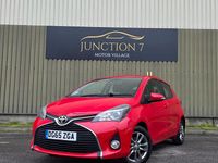 Used Toyota Yaris 69 HP (50 kW) 2015 Red Hatchback