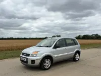 Used Ford Fusion Zetec 101 HP (74 kW) 2006 Silver Hatchback
