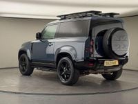Used Land Rover Defender SE Dynamic 250 HP (183 kW) 2021 Nebelquell blue SUV