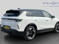 Used Vauxhall Grandland Ultimate 154 kW (210 HP) 2025 White SUV