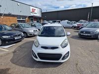 Used Kia Picanto 84 HP (61 kW) 2012 White Hatchback