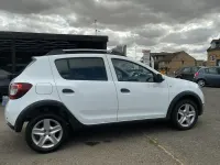 Used Dacia Sandero Lauréate 90 HP (66 kW) 2014 White Hatchback