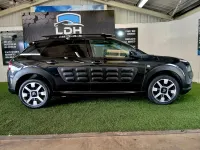 Used Citroën C4 Cactus Flair 98 HP (72 kW) 2016 Black Hatchback
