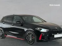 Begagnad BMW 128 Shadowline 261 HK (191 kW) 2023 Svart Halvkombi
