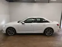 Used Audi A4 S-Line 150 HP (110 kW) 2019 White Sedan