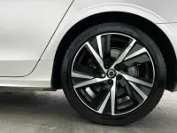 Usado Volvo S90 R-Design 386 HP (283 kW) 2022 Prateado Sedan