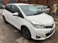 Used Toyota Yaris Edition 69 HP (50 kW) 2012 White Hatchback