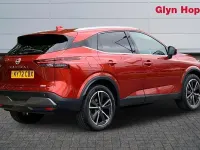 Used Nissan Qashqai Tekna 140 HP (102 kW) 2022 Red SUV