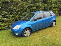 Used Ford Fiesta Ghia 68 HP (50 kW) 2003 Blue Hatchback