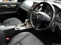 Used Mercedes C200 184 HP (135 kW) 2009 Sedan