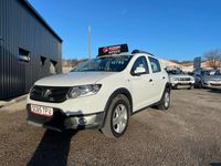 Used Dacia Sandero Ambiance 2015 White Hatchback