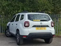 Used Dacia Duster Essentiel 100 HP (73 kW) 2021 White SUV