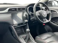 Usado MG ZS Exclusive 106 CV (77 kW) 2021 Negro SUV