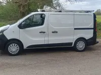 Second-hand Vauxhall Vivaro 2017 Alb