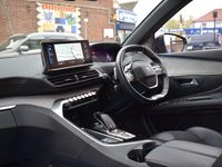 Used Peugeot 5008 Premium 130 HP (95 kW) 2022 Blue SUV