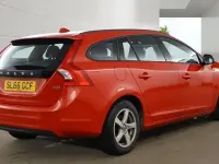 Used Volvo V60 Business Edition 120 HP (88 kW) 2017 Estate