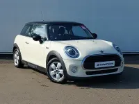 Used Mini Cooper Classic 136 HP (100 kW) 2019 White Hatchback