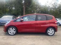 Used Honda Jazz ES 99 HP (72 kW) 2015 Red Hatchback