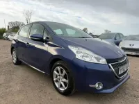Usado Peugeot 208 Active 82 HP (60 kW) 2013 Azul Citadino