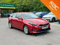 Käytetty Kia Ceed 158 HP (116 kW) 2023 Punainen Viistoperä