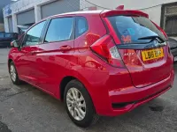 Used Honda Jazz SE 102 HP (75 kW) 2018 Red Hatchback
