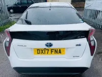 Used Toyota Prius 2017 White Hatchback