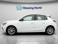 Second-hand Vauxhall Corsa Design Edition 75 CP (55 kW) 2022 Alb Hatchback