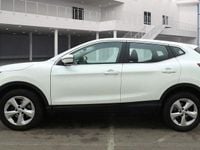 Used Nissan Qashqai Acenta Premium 160 HP (117 kW) 2019 White SUV