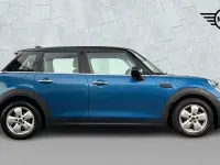 Used Mini Cooper Classic 134 HP (98 kW) 2023 Blue Hatchback