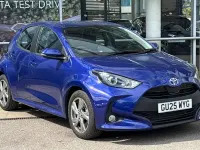 Used Toyota Yaris Hybrid 116 HP (85 kW) 2025 Blue Hatchback