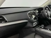 Begagnad Volvo XC90 Plus 235 HK (172 kW) 2023 Svart SUV