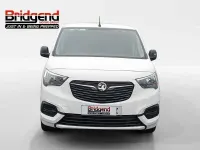 Used Vauxhall Combo Sportive 100 HP (73 kW) 2020 White MPV