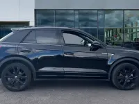 New VW T-Roc R-line 150 HP (110 kW) 2026 Deep black SUV