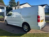 Used Vauxhall Vivaro drive 120 HP (88 kW) 2021 White MPV