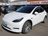 Begagnad Tesla Model Y RWD 219 kW (299 HK) 2023 Vit SUV