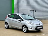 Used Ford Fiesta Zetec 82 HP (60 kW) 2012 Silver Hatchback