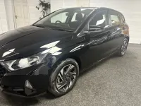 Used Hyundai i20 SE 100 HP (73 kW) 2023 Black Hatchback