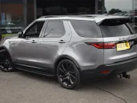 Usado Land Rover Discovery 5 HSE 300 CV (220 kW) 2022 Gris SUV