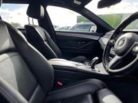 Usado BMW 525 M Sport 218 CV (160 kW) 2014 Negro Familiar