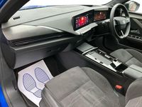 Used Vauxhall Astra Ultimate 113 kW (154 HP) 2023 Blue Hatchback