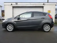Used Ford Fiesta Titanium 100 HP (73 kW) 2017 Grey Hatchback