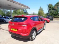 Used Hyundai Tucson SE 141 HP (103 kW) 2017 Red SUV