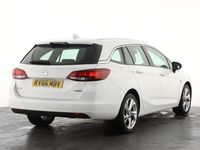 Used Vauxhall Astra SRi 2016 White Estate