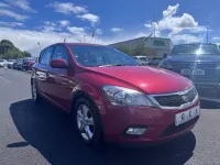 Used Kia Ceed 2010 Red Hatchback