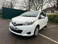 Used Toyota Yaris 2013 White Hatchback