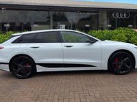 Used Audi A6 e-tron Performance 280 kW (381 HP) 2024 White Estate