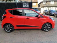 Used Hyundai i10 Premium SE 87 HP (63 kW) 2019 Red Hatchback