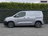 Used Citroën Berlingo 128 HP (94 kW) 2019 Grey MPV