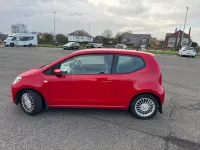 Begagnad VW up! high up! 2016 Röd Halvkombi